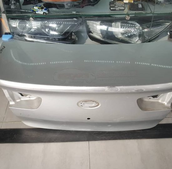 TAPA BAÚL ORIGINAL KIA RIO SPICE R